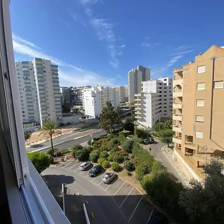 Captivating 1-Bed Apartment In Portimao-Beach